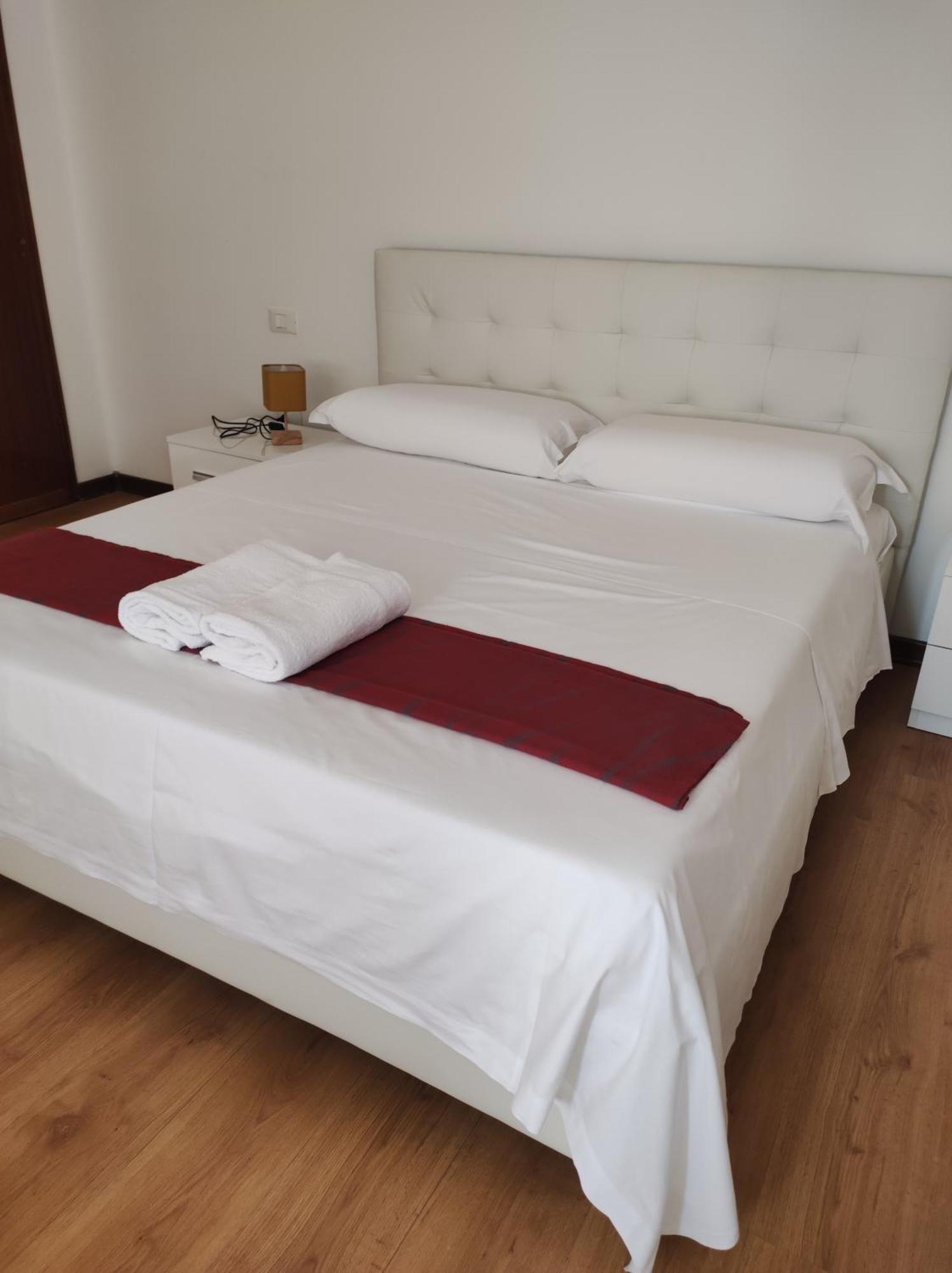 Abc Guest House Местре Номер фото