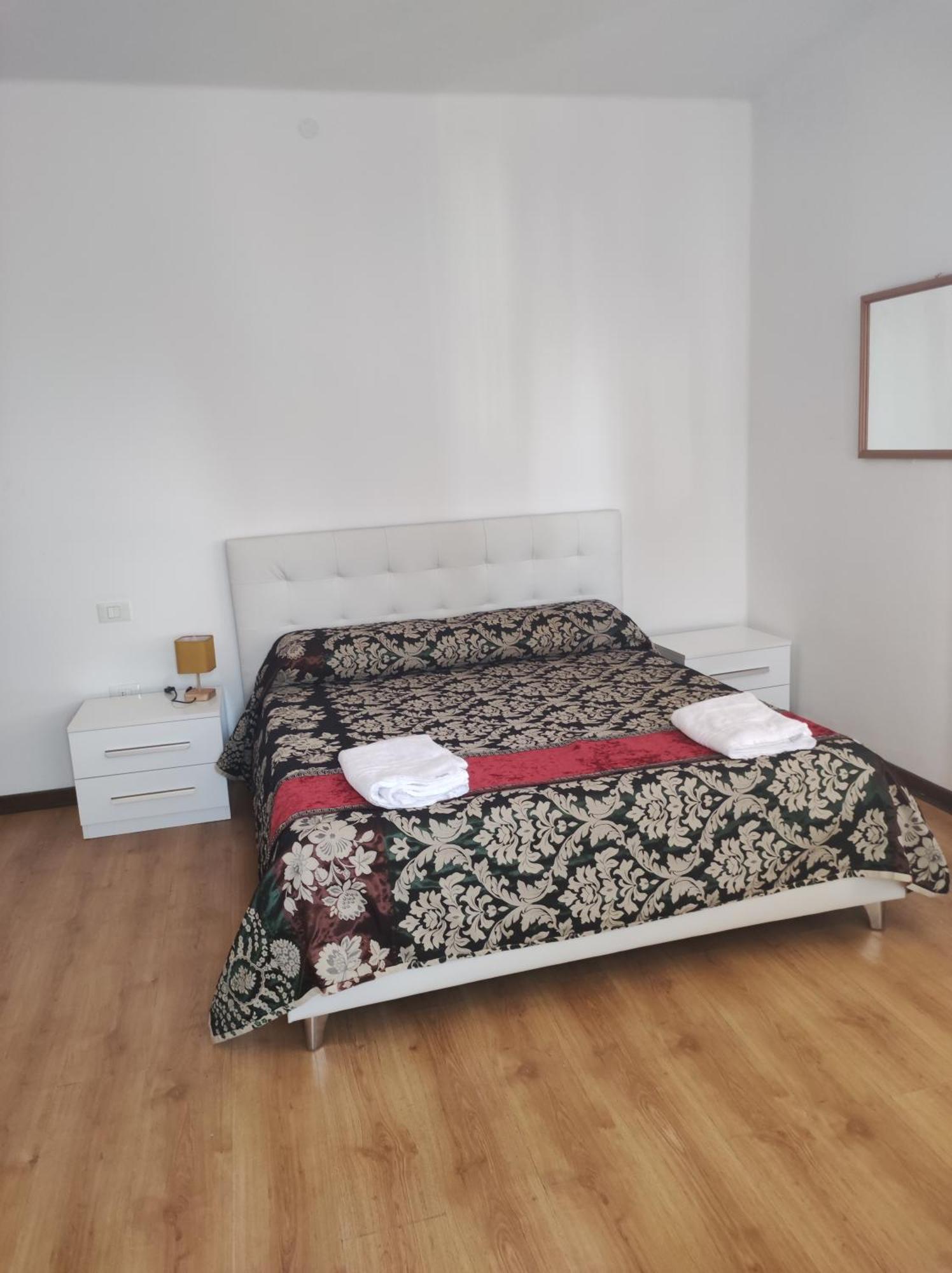 Abc Guest House Местре Екстер'єр фото