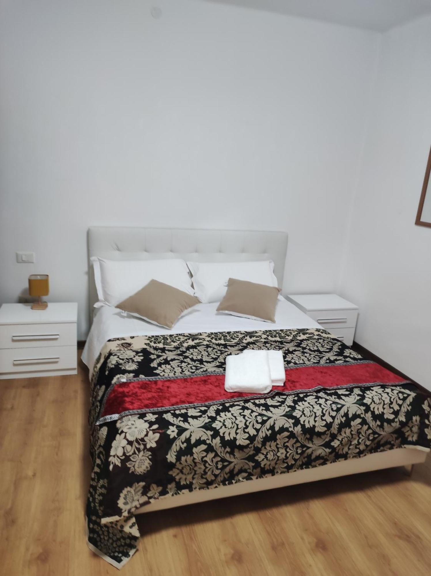Abc Guest House Местре Екстер'єр фото